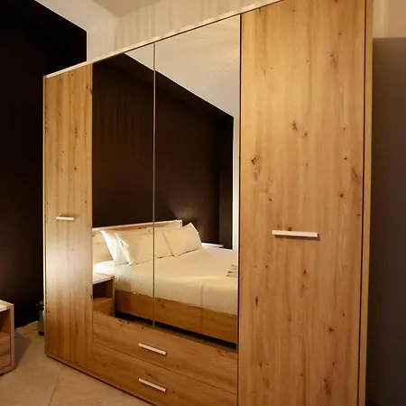 St Julians Terrace Hideaway Podium 아파트
